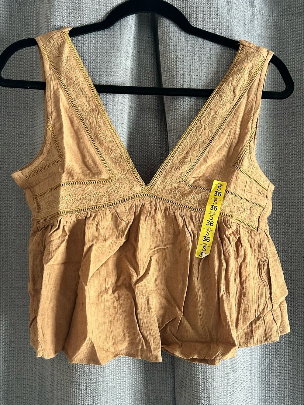 Boho Embroidered V-Neck Peplum Cropped Tank - Mustard